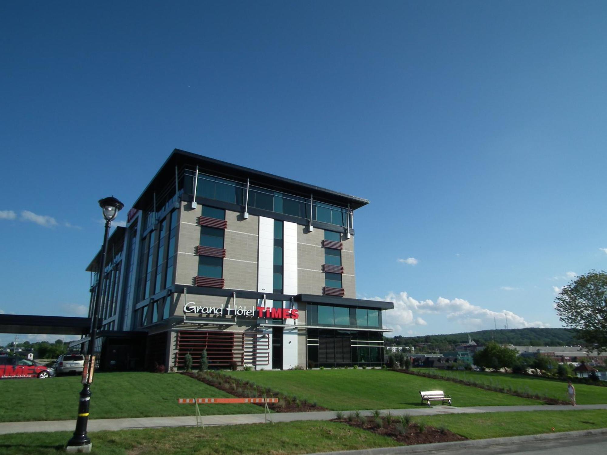 Grand Hotel Times Sherbrooke Exterior photo